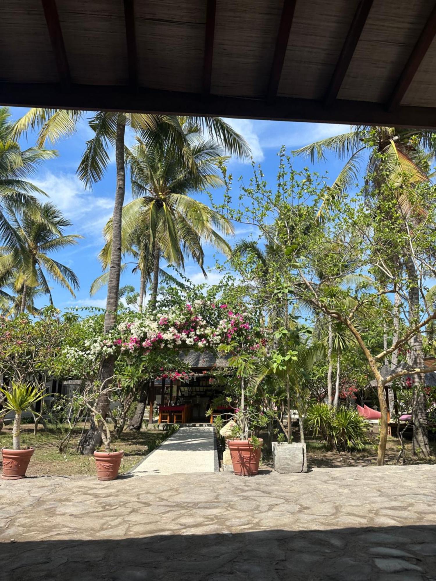 Trawangan Oasis Hotel Gili Trawangan Exterior foto
