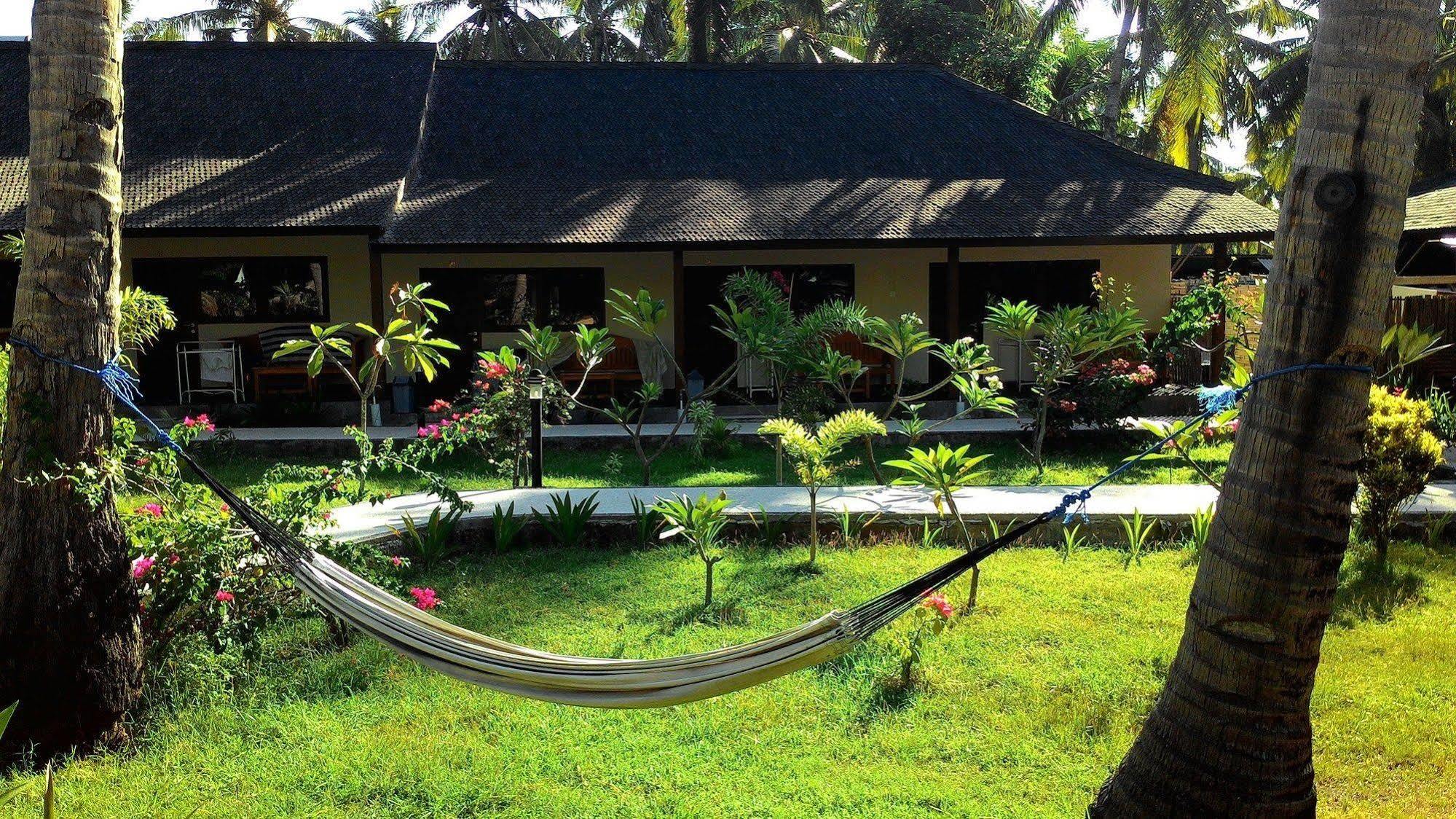 Trawangan Oasis Hotel Gili Trawangan Exterior foto